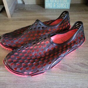 Men's Athletic Works Water Beach Garden Shower Slip-On Shoes Size 9/10